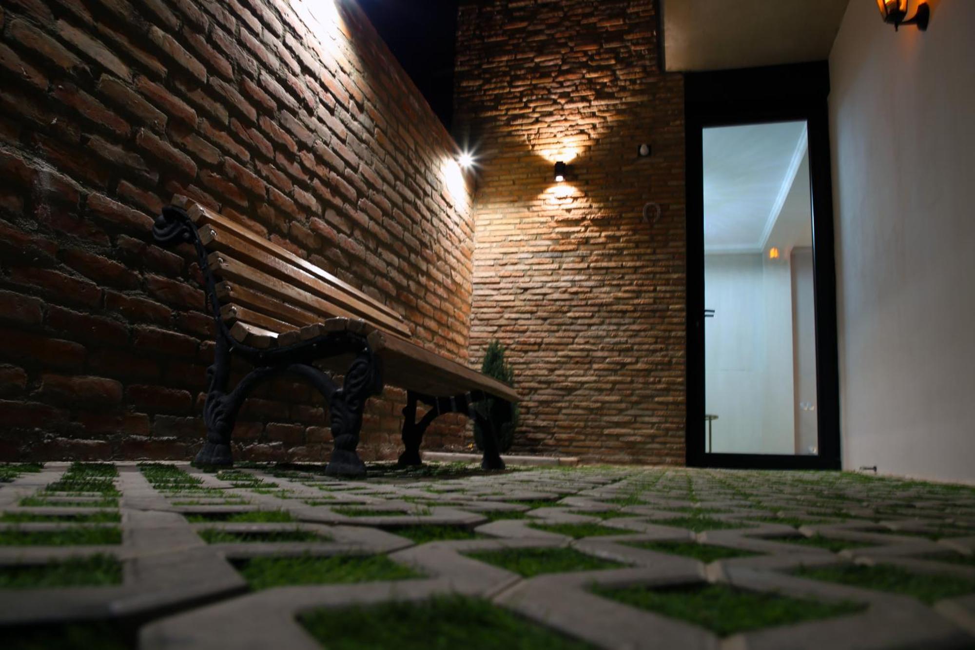 Trinity Hotel Tbilisi ภายนอก รูปภาพ